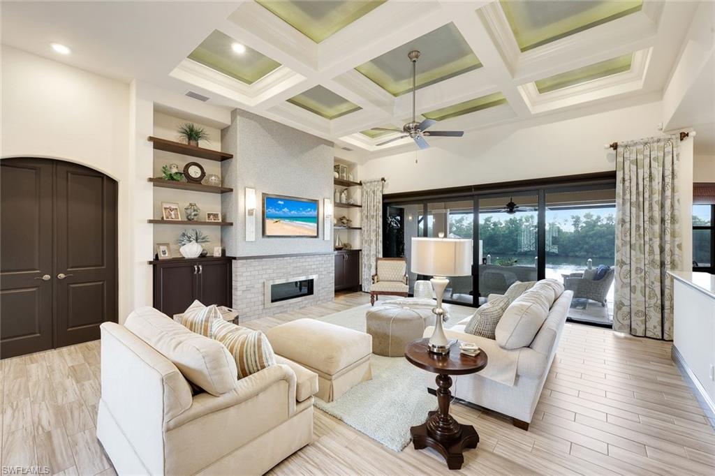 CAPE HARBOUR - Residential