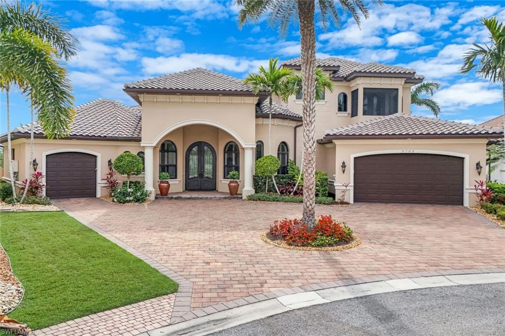 CAPE HARBOUR - Residential