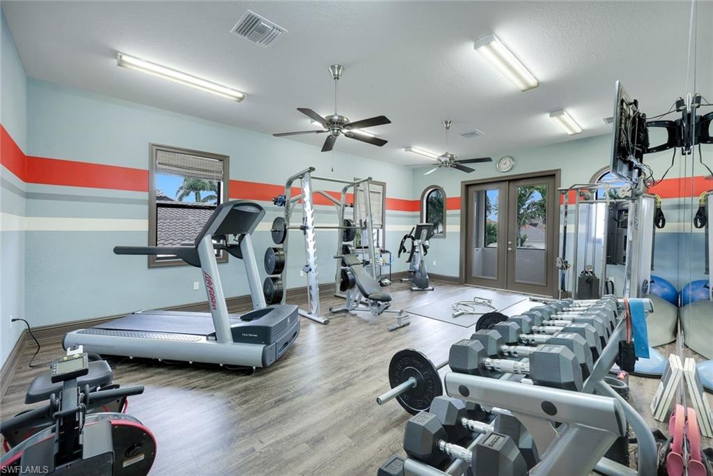 CAPE HARBOUR - Residential