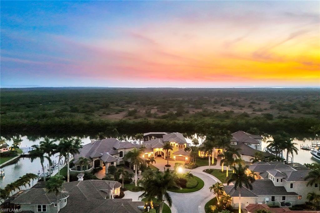 CAPE HARBOUR - Residential