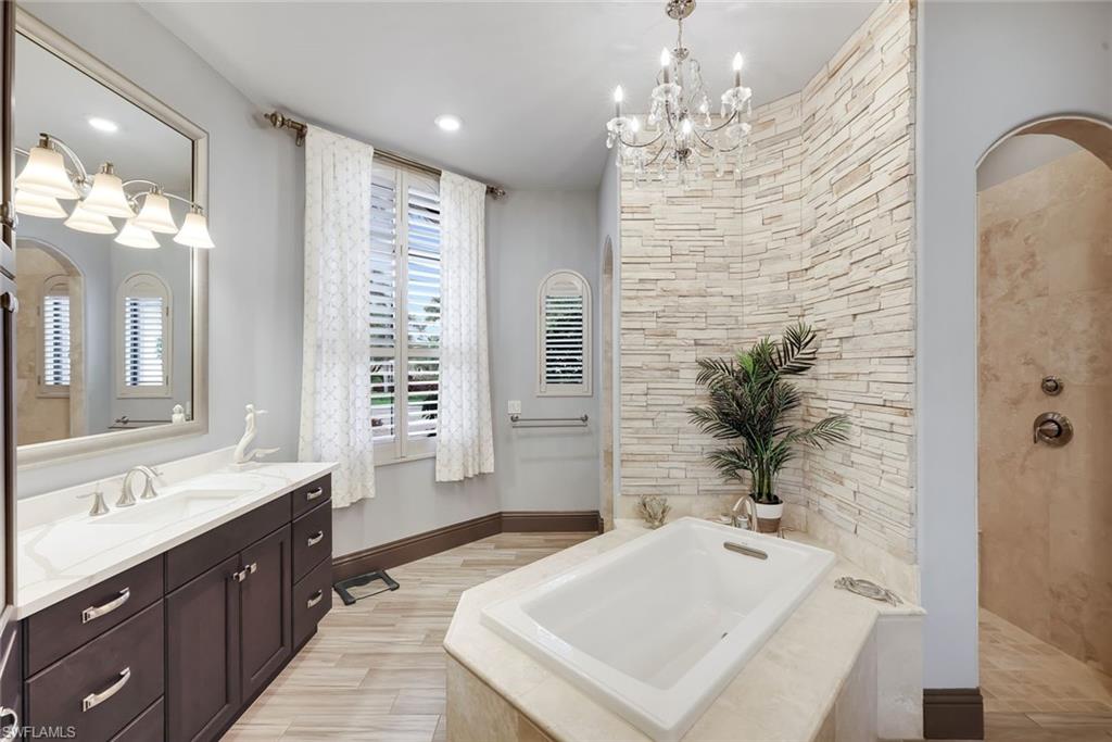 CAPE HARBOUR - Residential