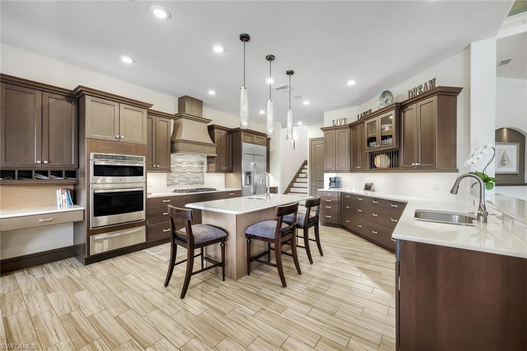 CAPE HARBOUR - Residential