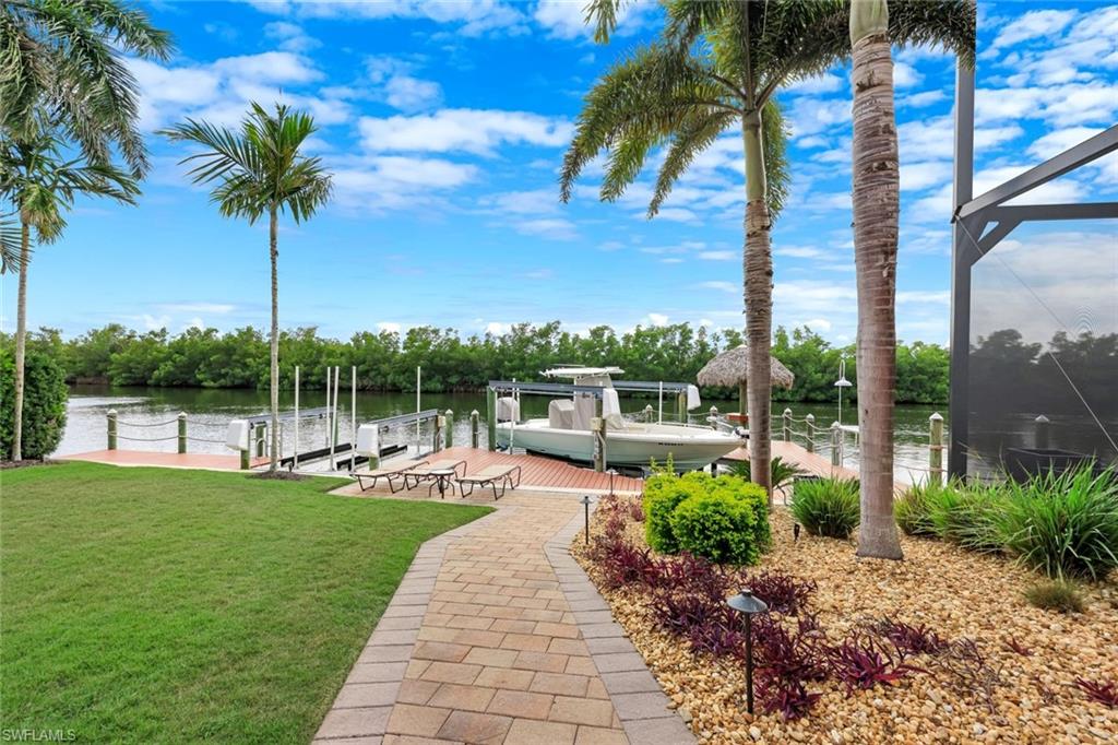 CAPE HARBOUR - Residential