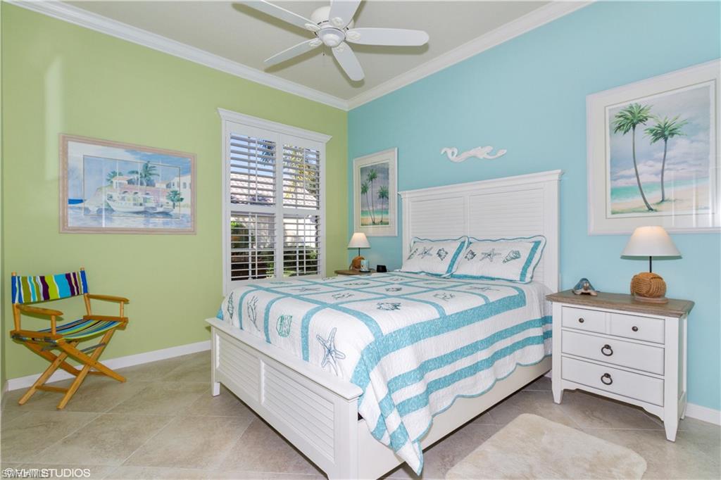 ISLAND WALK - Residential