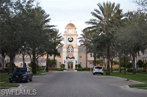 ISLAND WALK - Residential