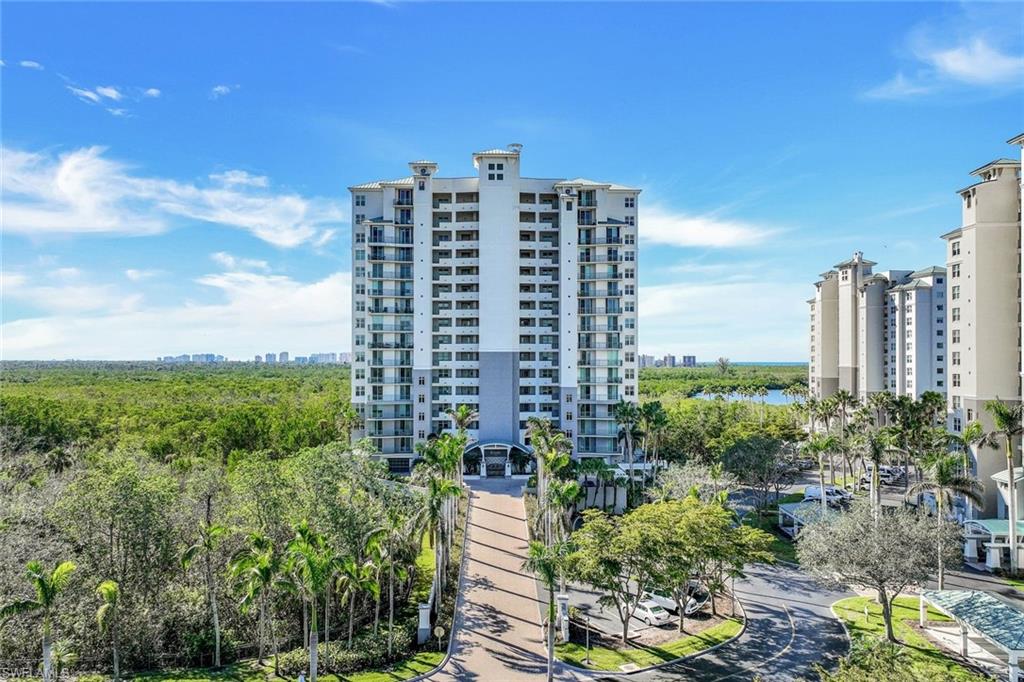 425 Cove Tower DR 701