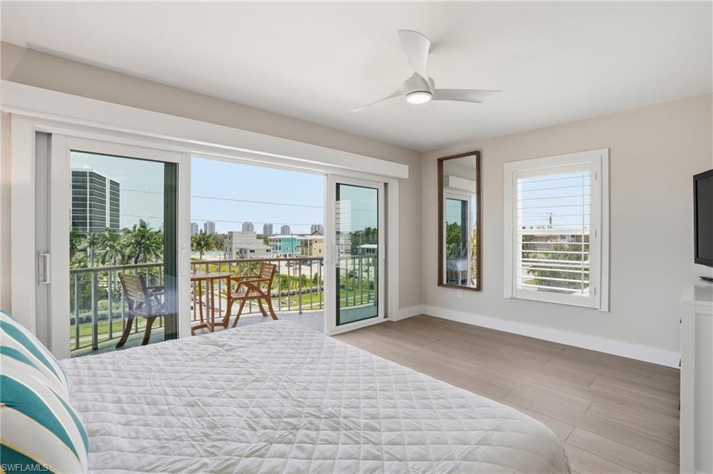 HICKORY SHORES - Residential