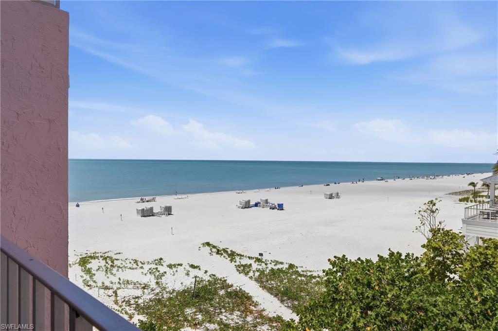 HICKORY SHORES - Residential