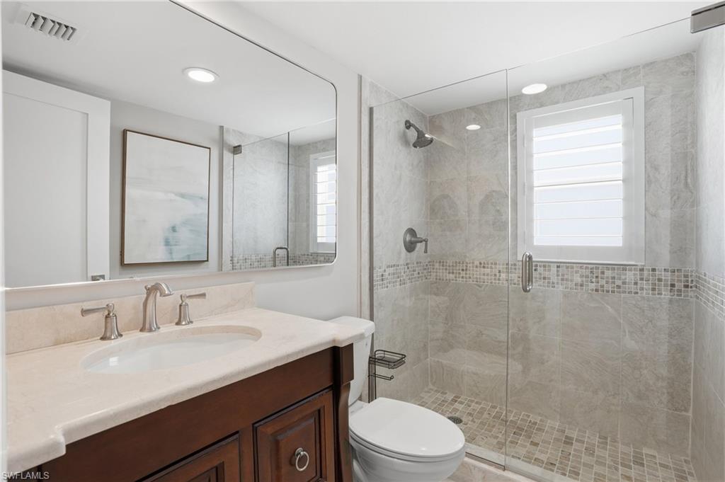 HICKORY SHORES - Residential