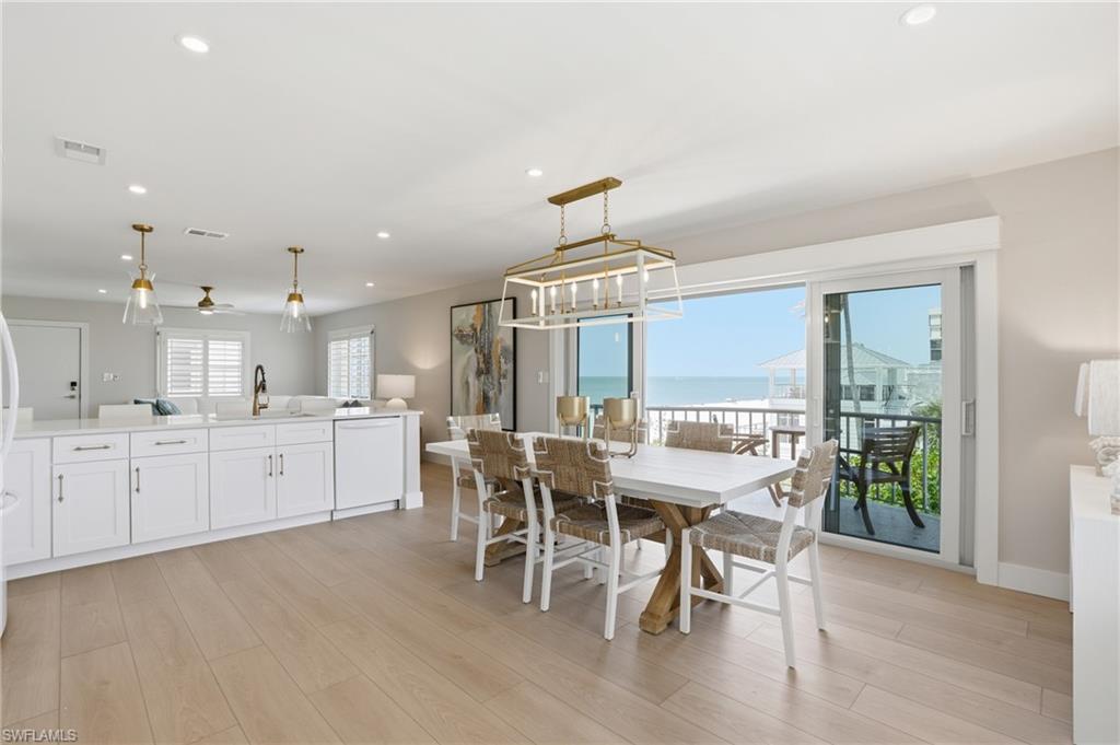 HICKORY SHORES - Residential