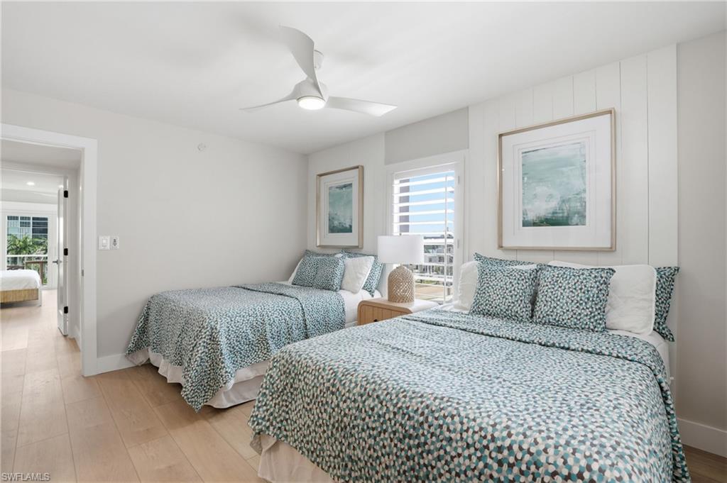 HICKORY SHORES - Residential