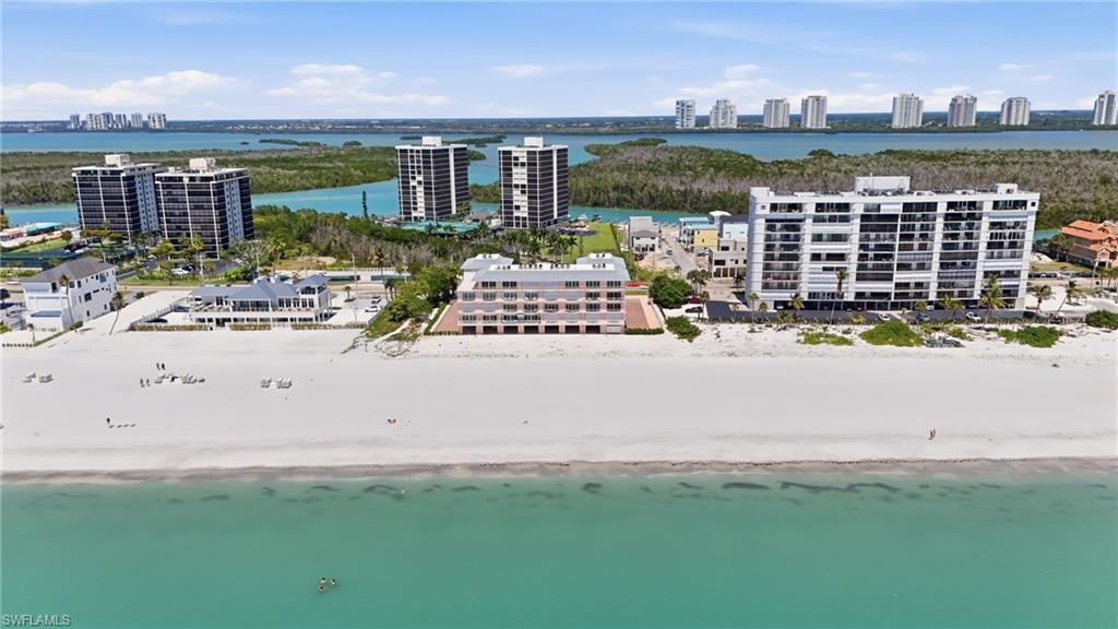 HICKORY SHORES - Residential