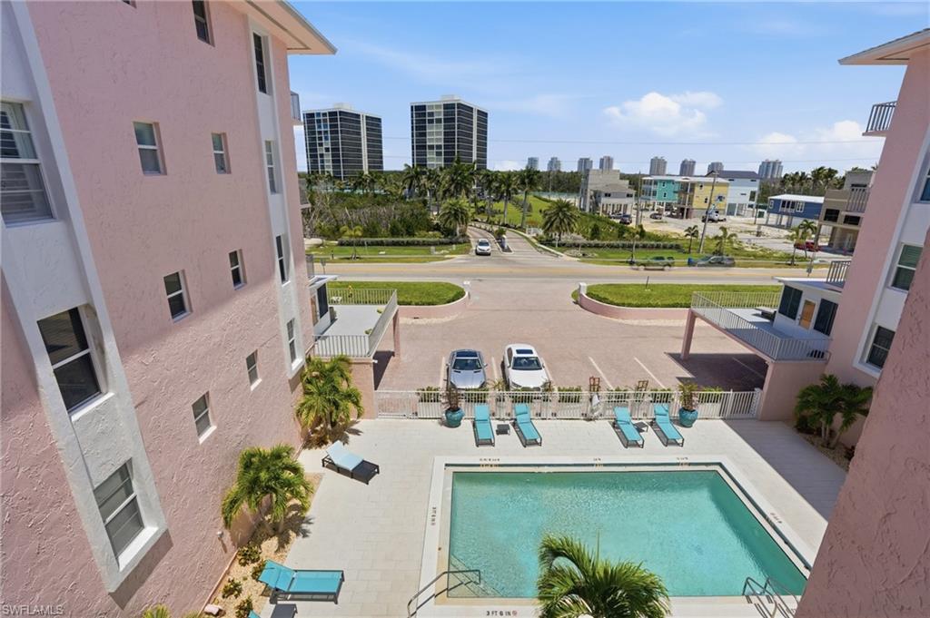 HICKORY SHORES - Residential