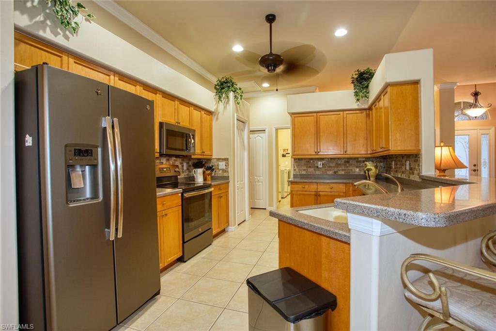 HERITAGE PALMS ESTATES - Residential