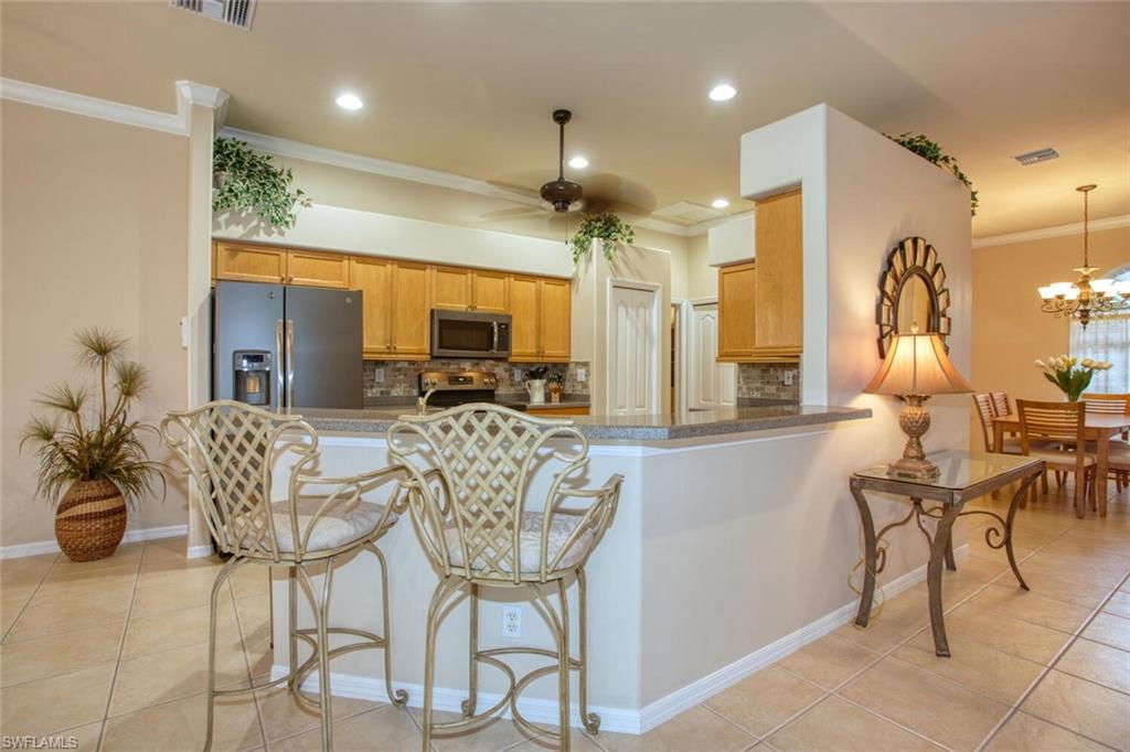 HERITAGE PALMS ESTATES - Residential