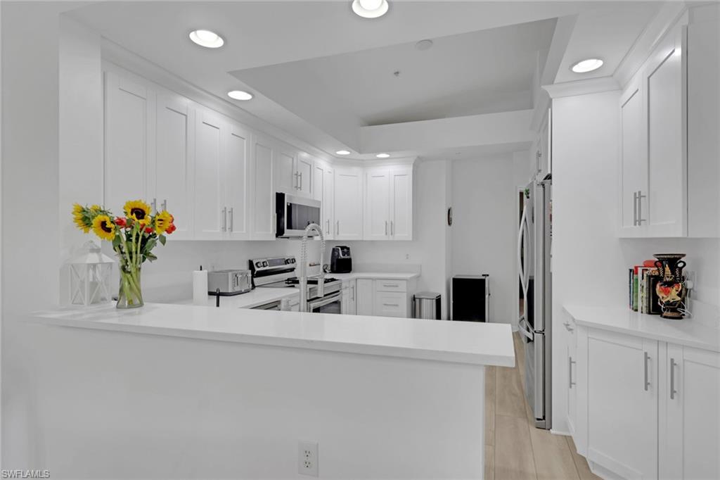 LAUREL GREENS - Residential