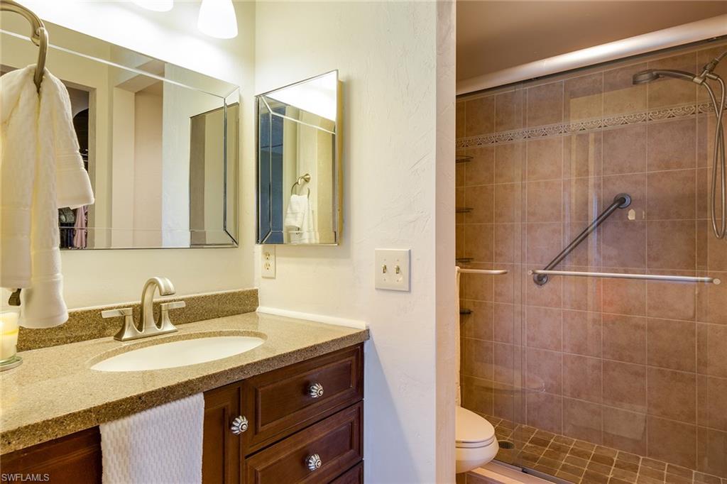 FOUNTAINS III - Residential