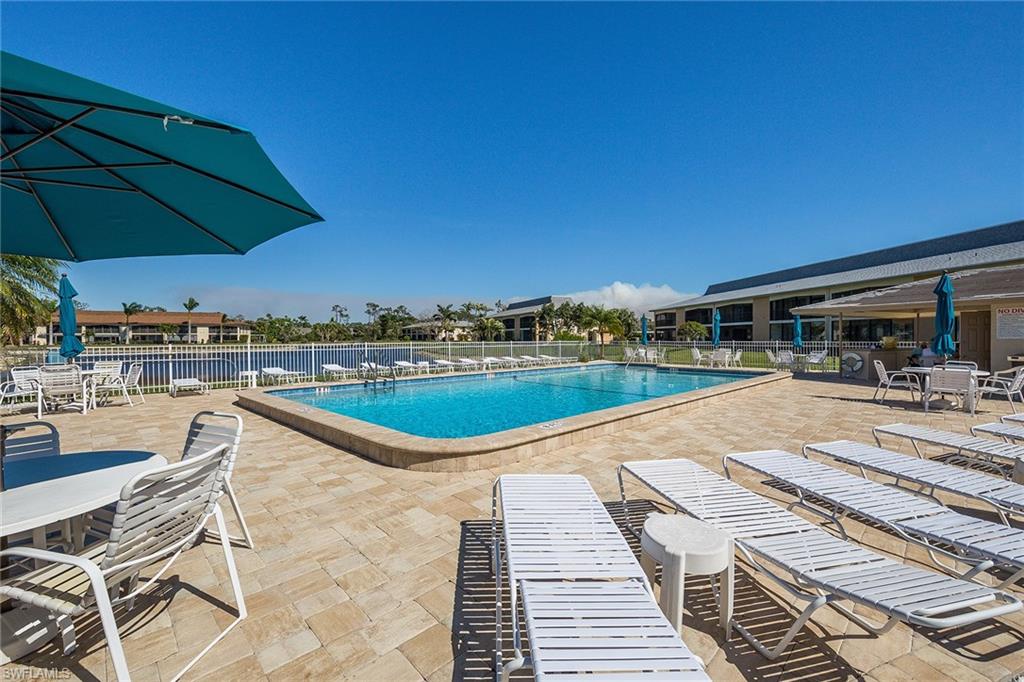 FOUNTAINS III - Residential