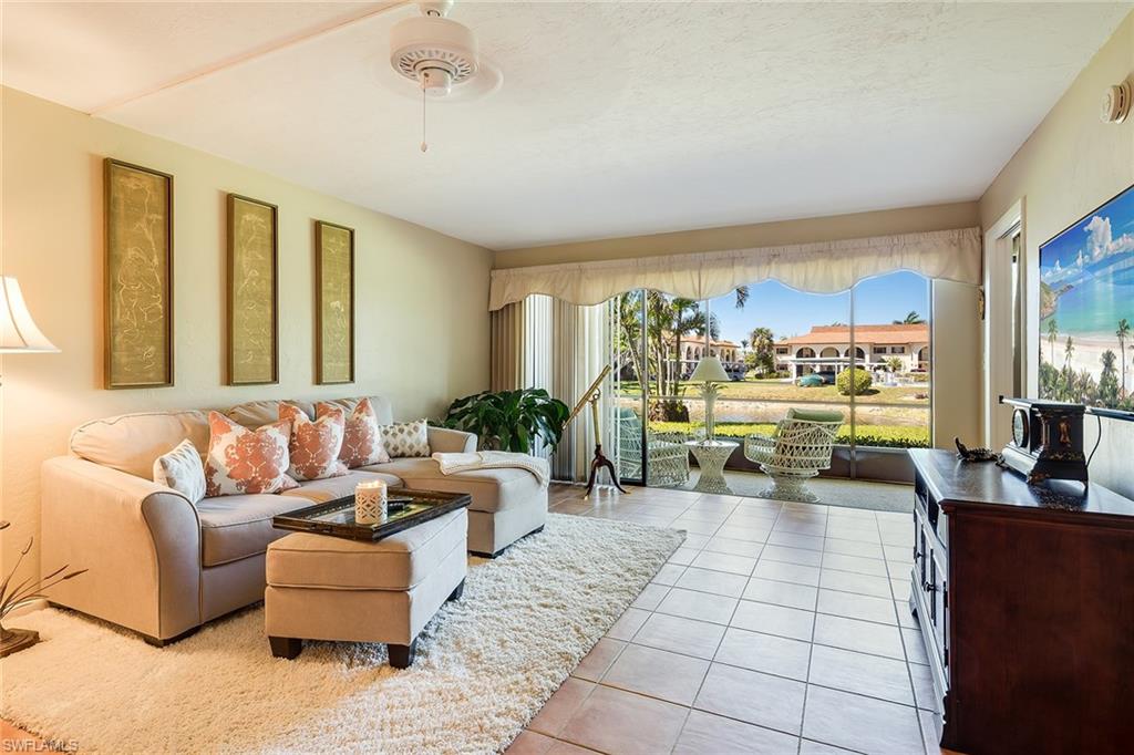 FOUNTAINS III - Residential