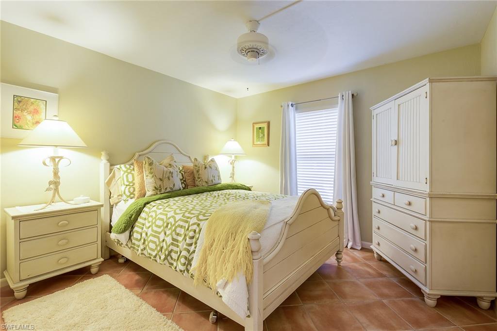 FOUNTAINS III - Residential