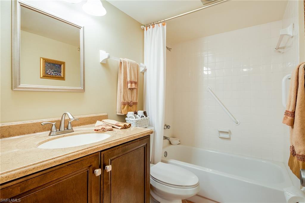 FOUNTAINS III - Residential