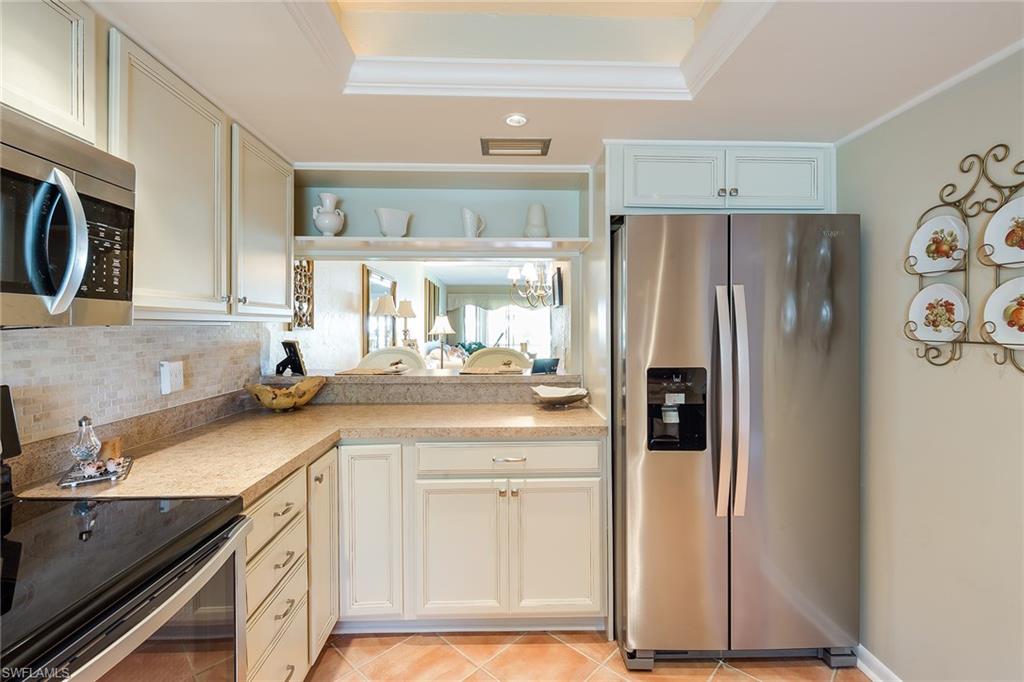 FOUNTAINS III - Residential