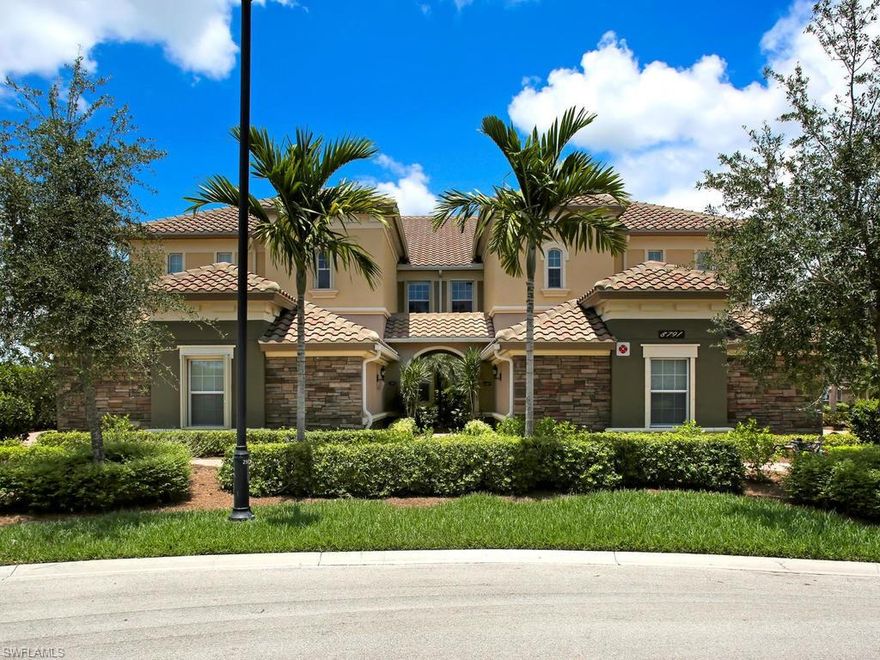 "Furnished," VACATION LIFESTYLE living at it's best with beautiful sunsets over the lake and golf course 365 days a year! This immaculate 3 Bedroom, 2 Bath, 2 car attached garage, first floor end unit coach home offers expansive westerly views of the lake and golf course. Granite counter tops, tiled great room, master garden tub, limestone kitchen backsplash and Whirlpool appliances. The Quarry is a Lakefront community offering Boating, Golf, Tennis, Pickle ball, Bocce Ball, Tiki Bar, Restaurant, Pool-Side Food/Drink Service, Gym, Social Activities, and more! It's a lifestyle like no other, including an impressive "Lake Front Lodge" and over 500 acres of lakes that can handle boats & jet skis (Docks available for lease). The Quarry offers a Private Golf Club (Not Mandatory) w 18 hole PGA Level Hurdzan Frye course. Truely "ONE OF A KIND" community!