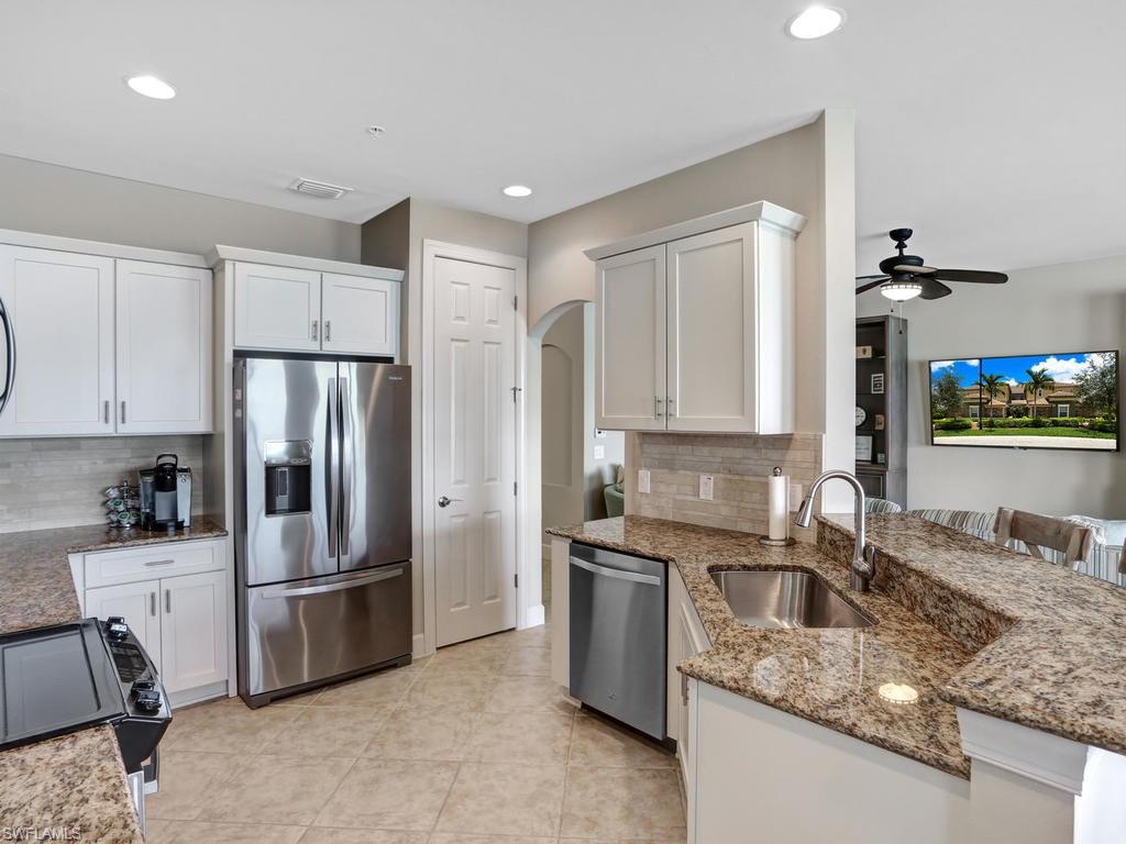 NAUTICA LANDING - Residential