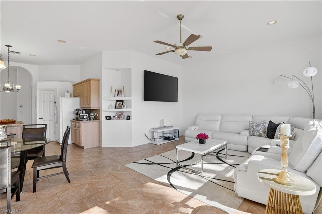 INDIGO LAKES - Residential