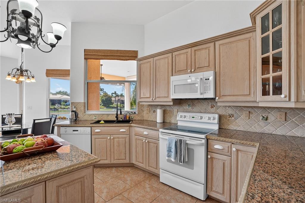 INDIGO LAKES - Residential