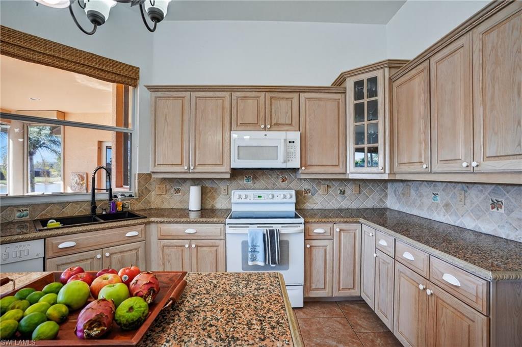 INDIGO LAKES - Residential