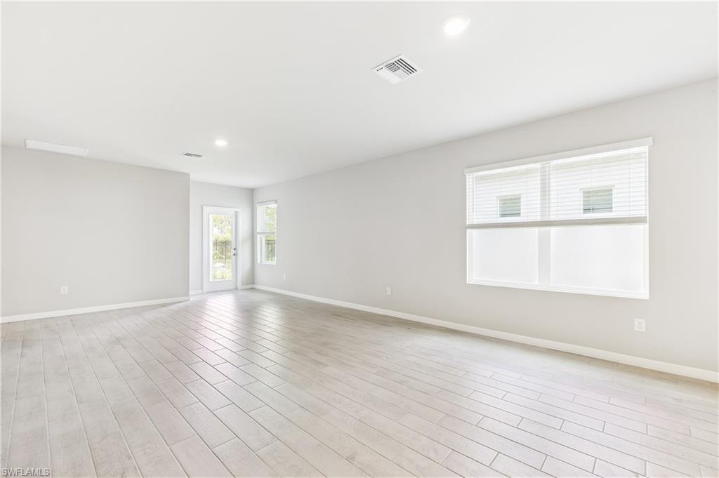 BENTLEY CROSSING - Residential