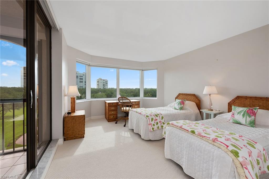 CARLYSLE AT BAY COLONY - Residential