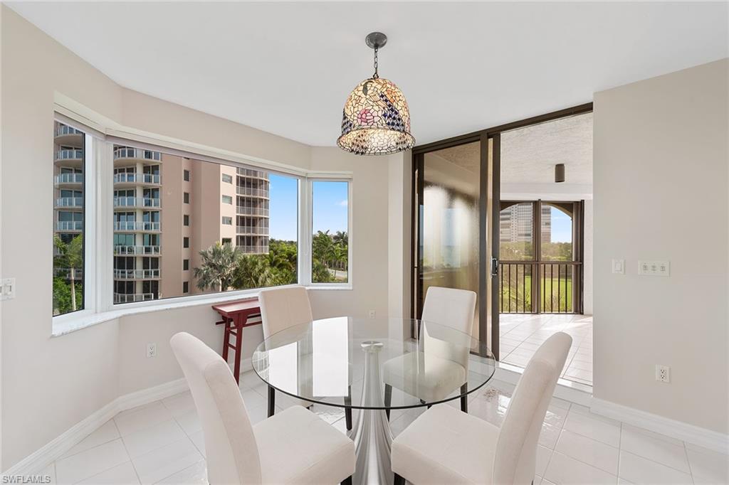 CARLYSLE AT BAY COLONY - Residential