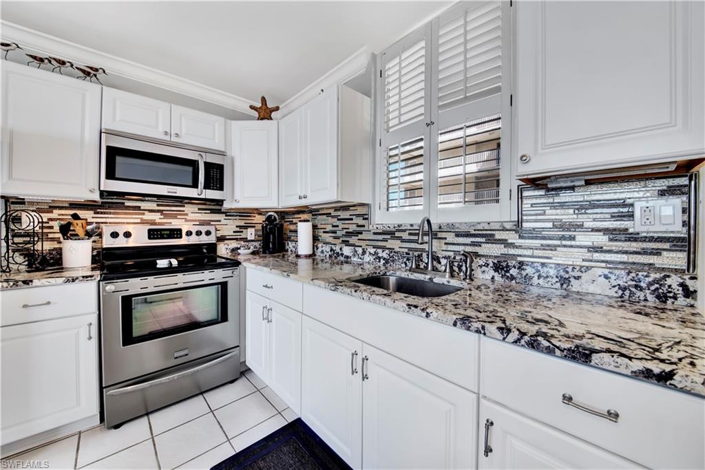 BEACH AND TENNIS CLUB - Residential