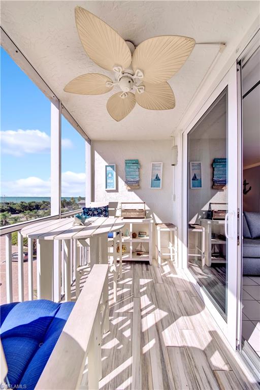 BEACH AND TENNIS CLUB - Residential