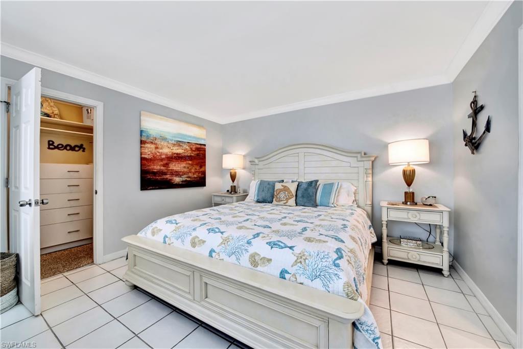 BEACH AND TENNIS CLUB - Residential