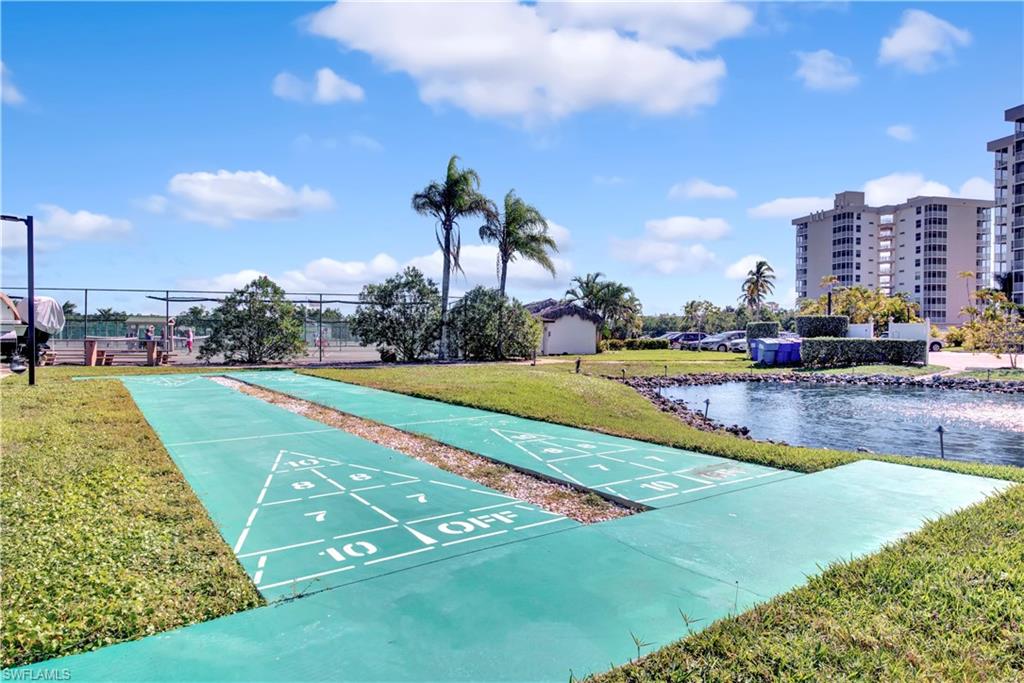 BEACH AND TENNIS CLUB - Residential