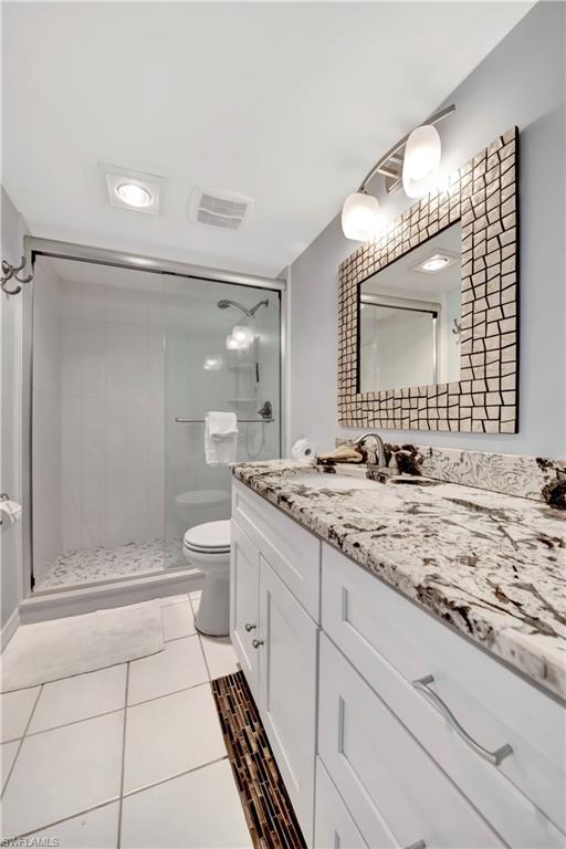 BEACH AND TENNIS CLUB - Residential