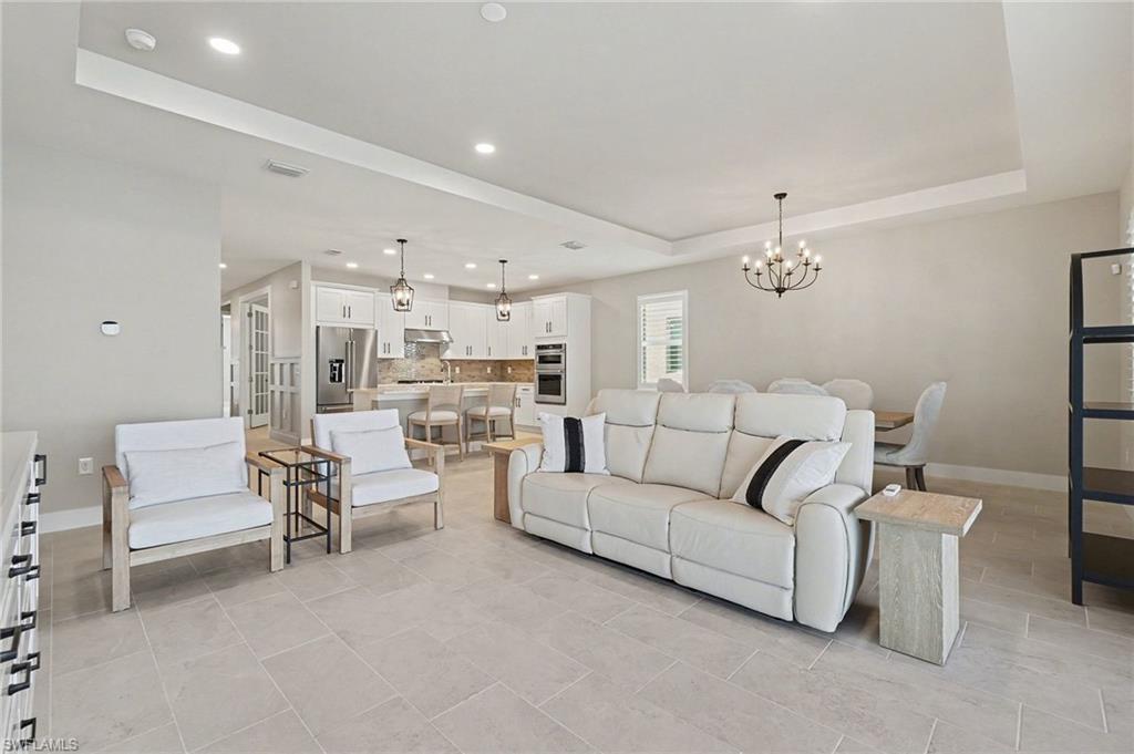 REGENCY - Residential