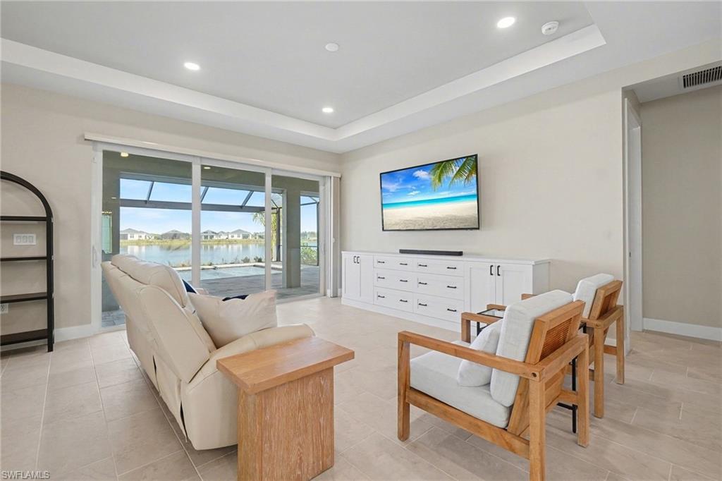 REGENCY - Residential