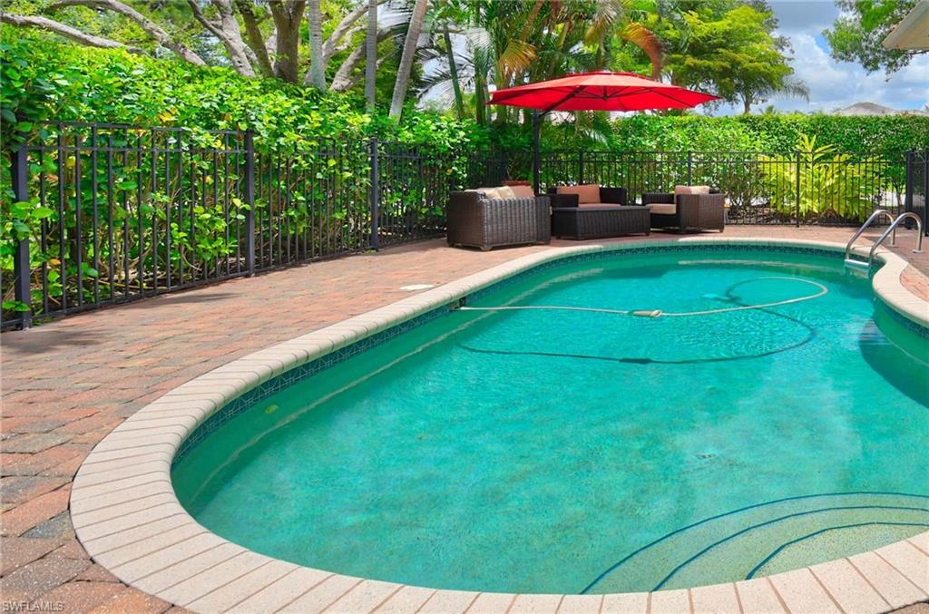 MONTEREY - Residential