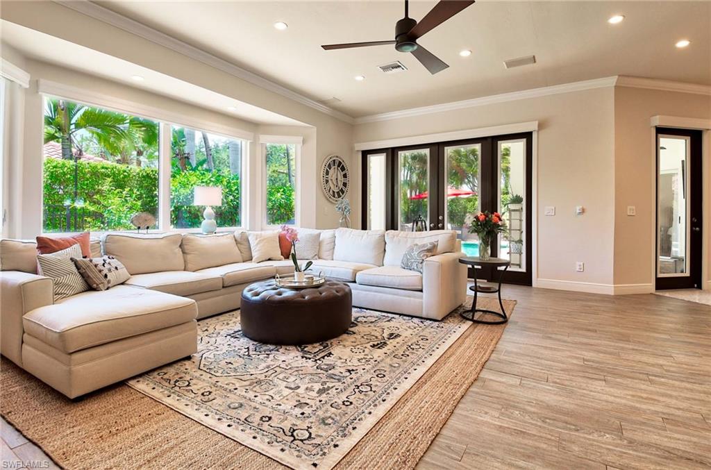 MONTEREY - Residential