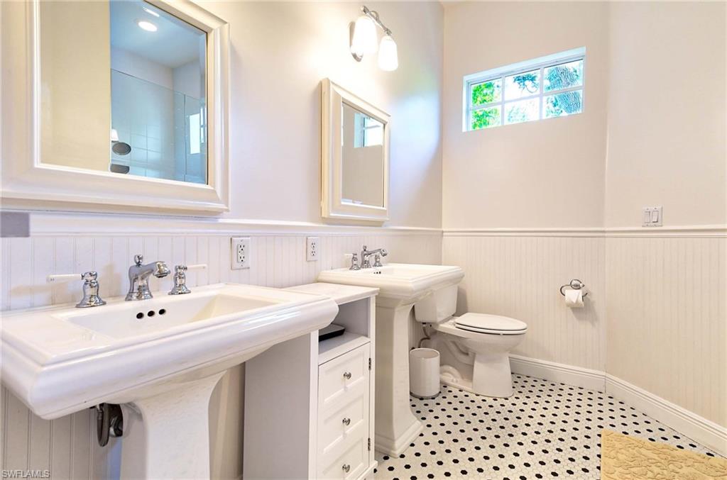 MONTEREY - Residential