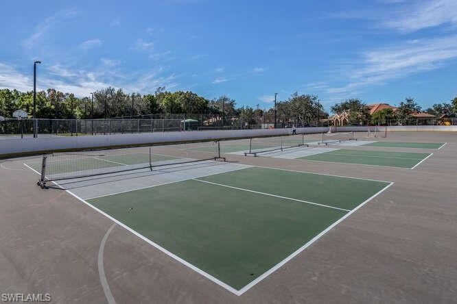 ROOKERY POINTE - Residential