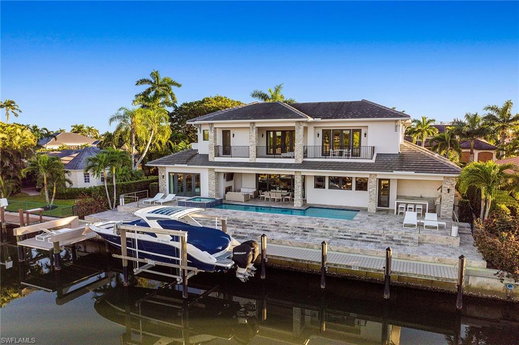 ROYAL HARBOR - Residential