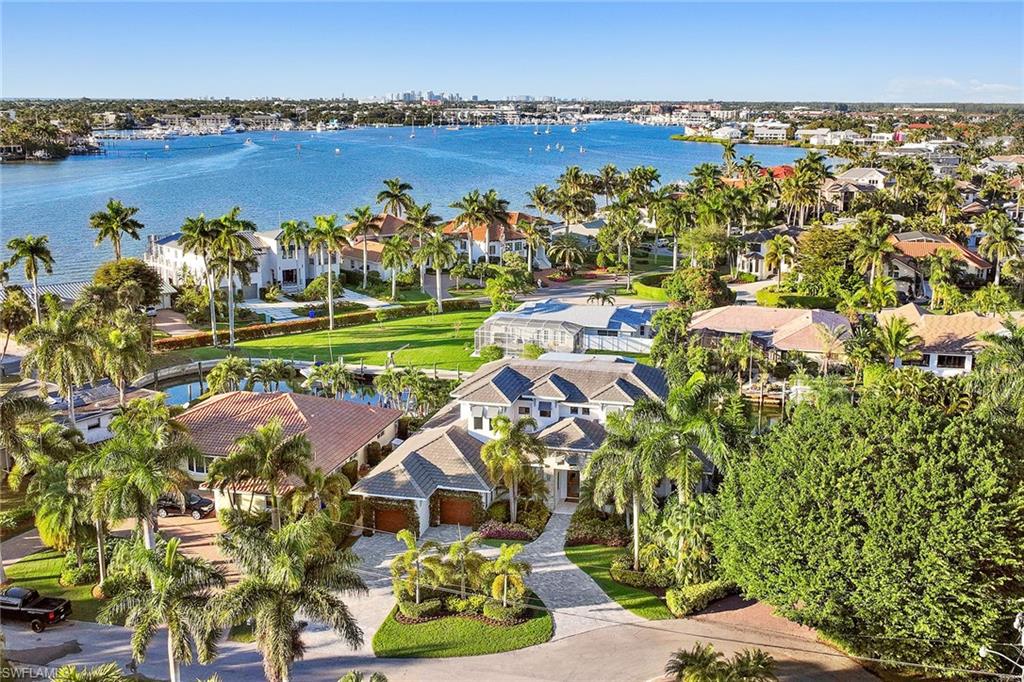 ROYAL HARBOR - Residential