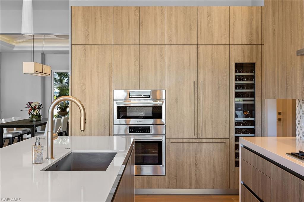 ROYAL HARBOR - Residential