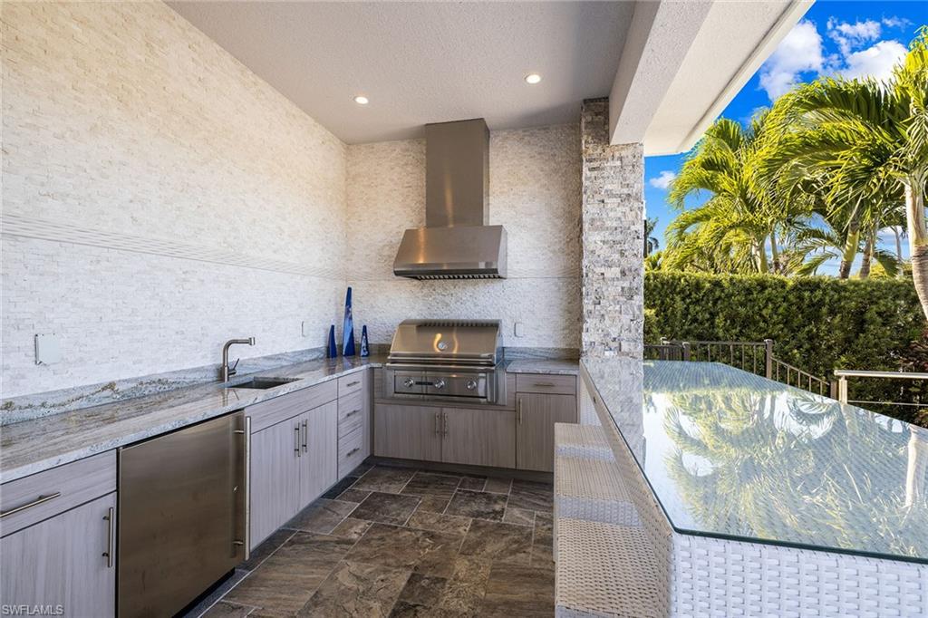 ROYAL HARBOR - Residential