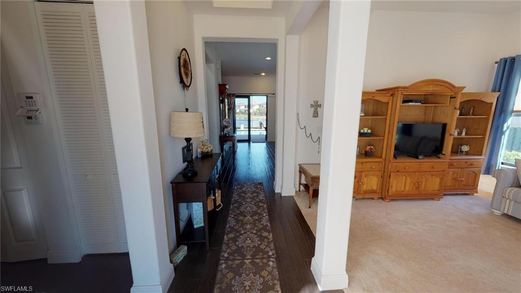 MAPLE RIDGE - Residential